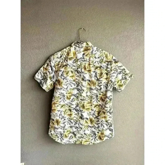 Denim & Flower Floral Medium Yellow Hawaiian Shirt Short Sleeve Button-up - Picture 5 of 7